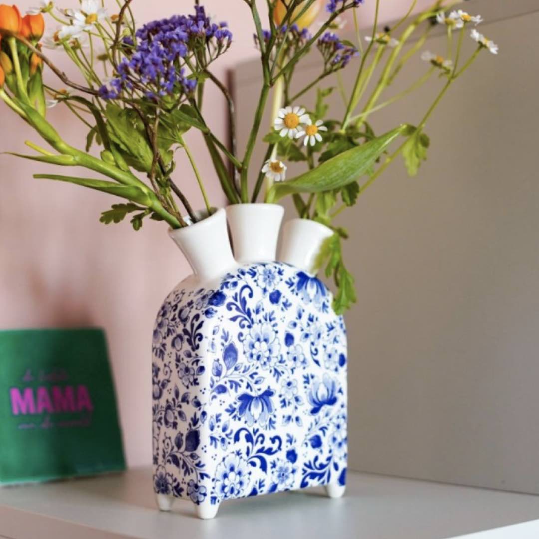 Delft Vase: The Arched Trio