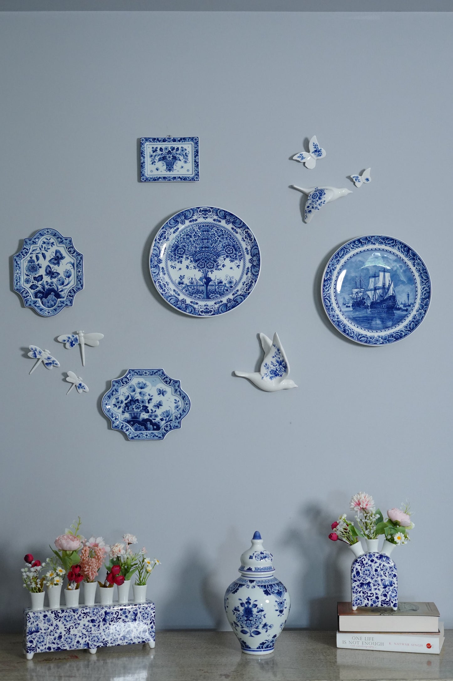 Wall I: The Delft Gallery