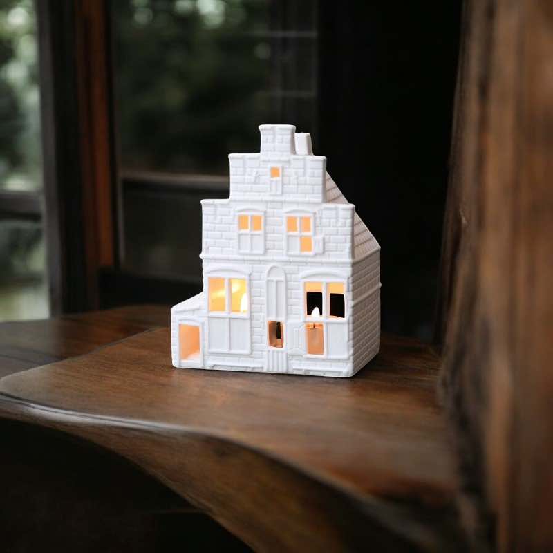 Dutch Tea Light Canal House: Vermeer