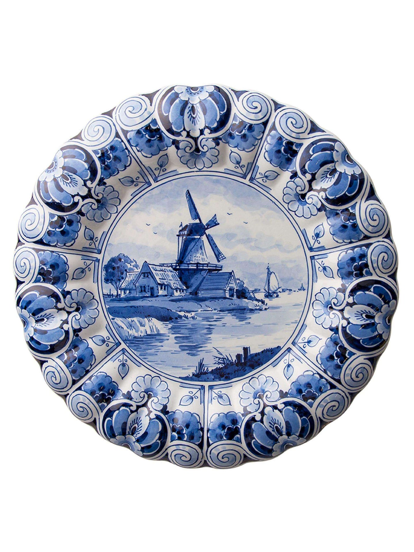 Scalloped Rim Landscape Plate