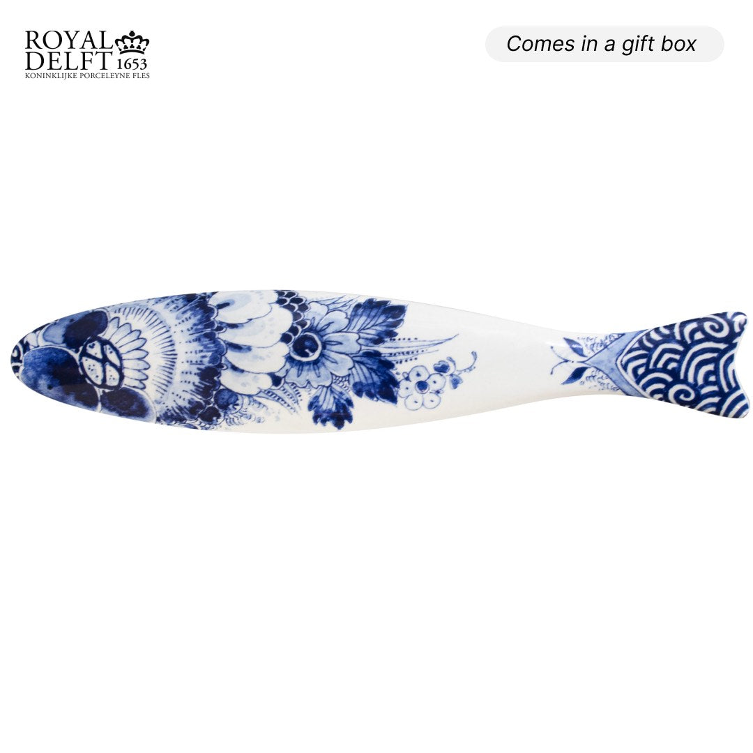 Blue Herring Wall Hanging: Flower Scales